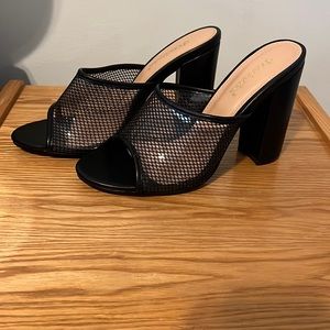 Show Dazzle black chunky heel